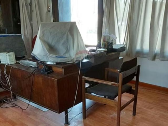 Oficina en venta en La Cisterna, Metropolitana