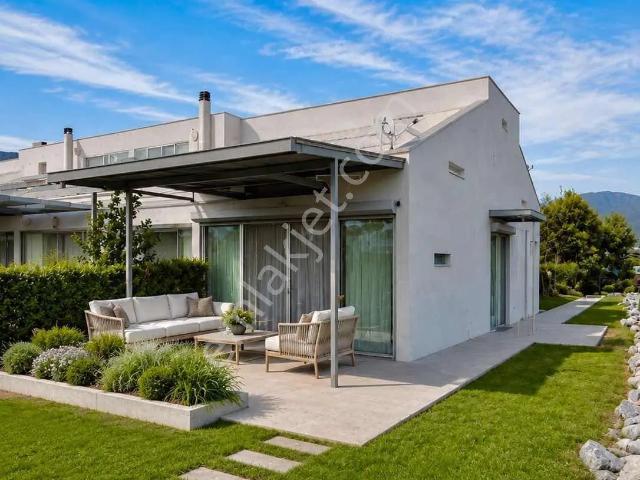 Milas içerisinde satılık Villa