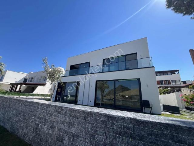 Bodrum, Muğla içerisinde kiralık Villa