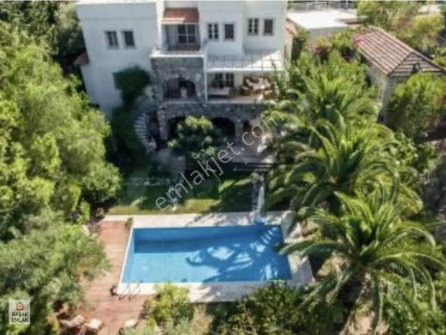 Bodrum, Muğla içerisinde kiralık Villa