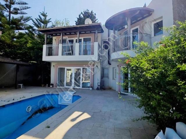 Bodrum, Muğla içerisinde satılık Villa
