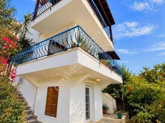 Kadıkale Sitesi, Bodrum içerisinde satılık Villa