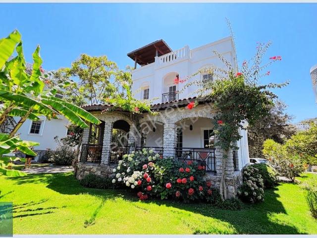 Bodrum, Muğla içerisinde satılık Villa