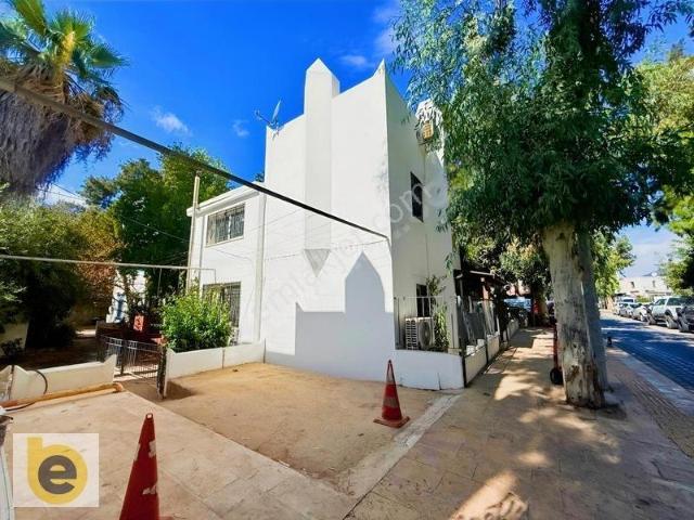 Eskiçeşme Mahallesi, Bodrum içerisinde kiralık Villa