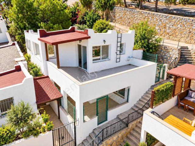 Cumhuriyet, Bodrum içerisinde satılık Villa