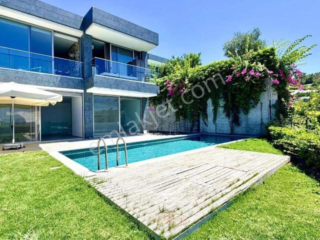 Bodrum, Muğla içerisinde kiralık Villa