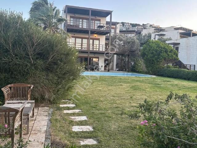 Bodrum, Muğla içerisinde kiralık Villa