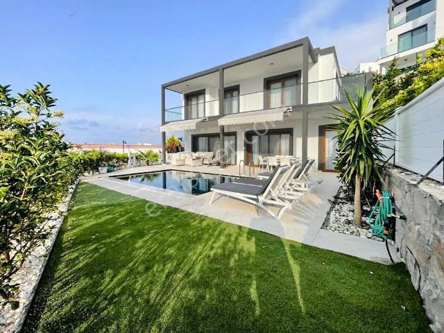 Banazlılar Sitesi, Bodrum içerisinde satılık Villa