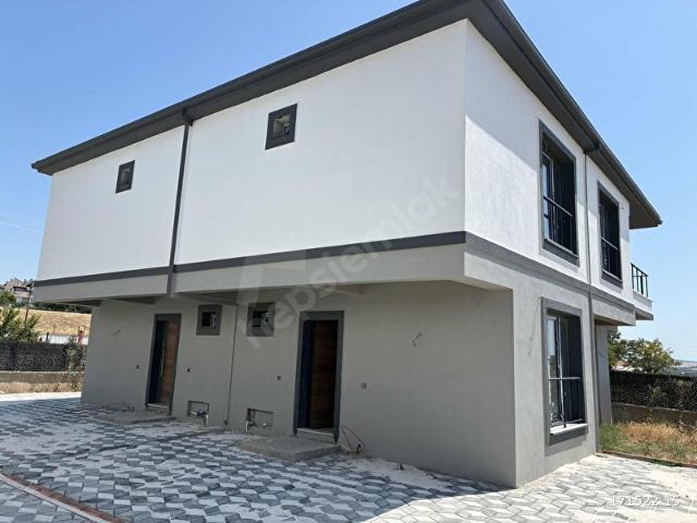 Kayalıoğlu, Akhisar içerisinde satılık Villa