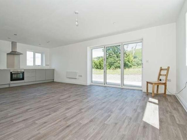 House for rent in Pontypridd, Wales