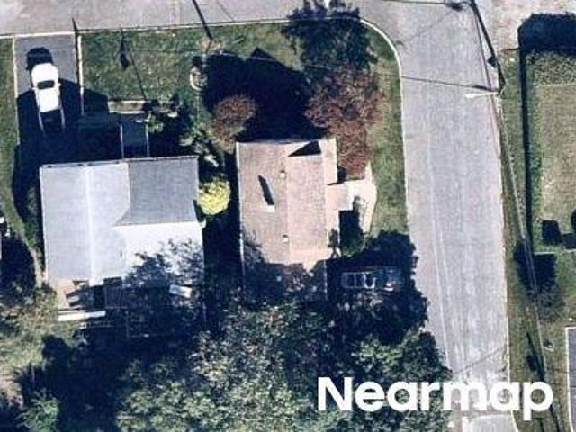 House for sale in Bergenfield, New Jersey