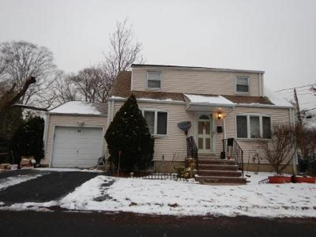 House for sale in Bergenfield