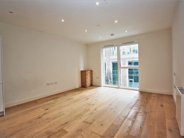 Apartment for rent in Hayes, Isle Of Man