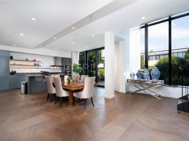 Apartment for rent in Greater London