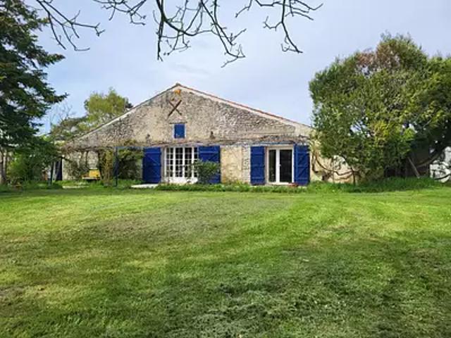 Maison vente à Jonzac, Bois
