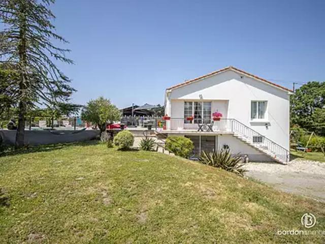 Maison vente à Bois-de-Céné