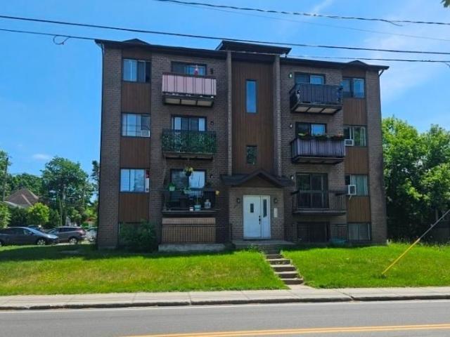 Apartment for rent in Laurentides, Quebec