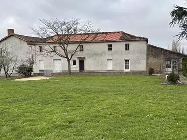 Maison vente à Bressuire, Boismé