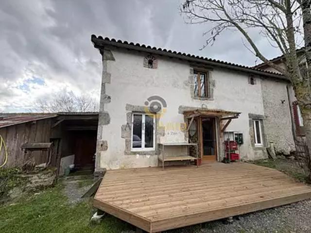 Maison vente à Bressuire, Boismé