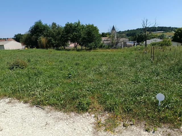 Terrain vente à Boisredon, Charente-Maritime