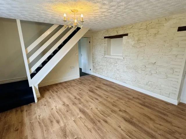 House for rent in Cwmffrwd, Wales