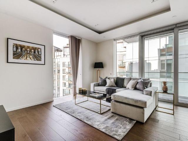 House for rent in West Kensington, Greater London