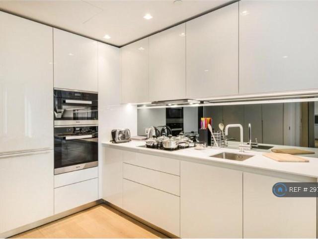 Apartment for rent in West Kensington, Greater London