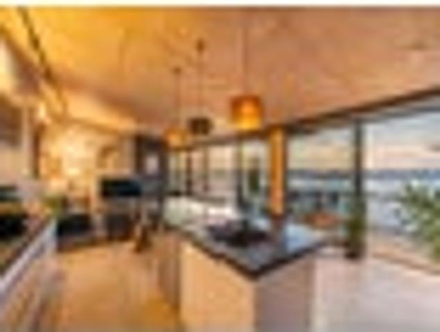 House for sale in Days Bay, Wellington