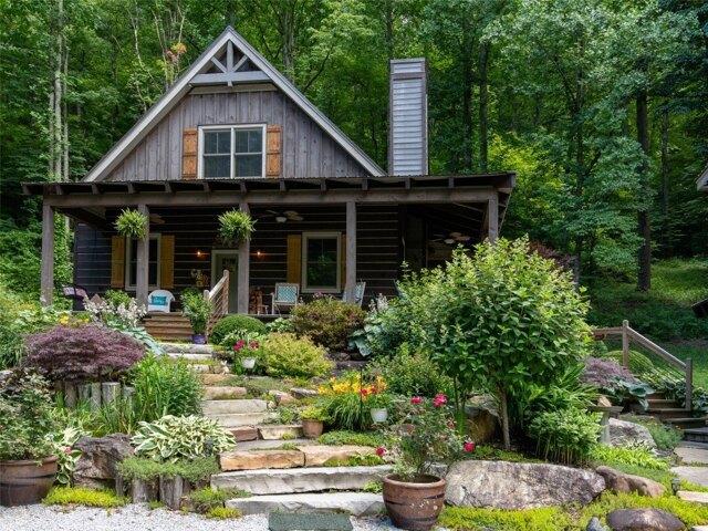 House for sale in Glenville House for sale in Glenville