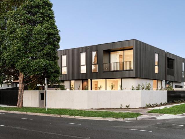 Townhouse for sale in Camerons Creek, Victoria