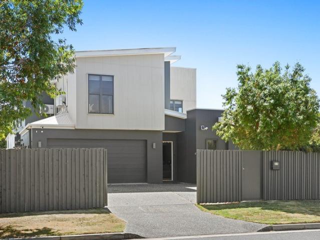 Duplex for sale in Coomera, Gold Coast City