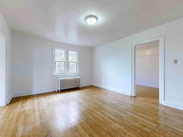 Apartment for rent in Ancaster, Ontario
