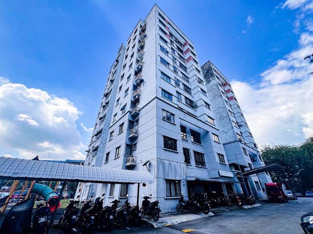 Apartment for sale in Petaling, Alam Impian
