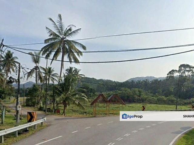 Shop for sale in Malaka