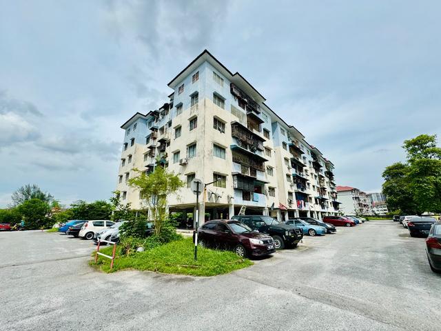 Flat for sale in Cheras