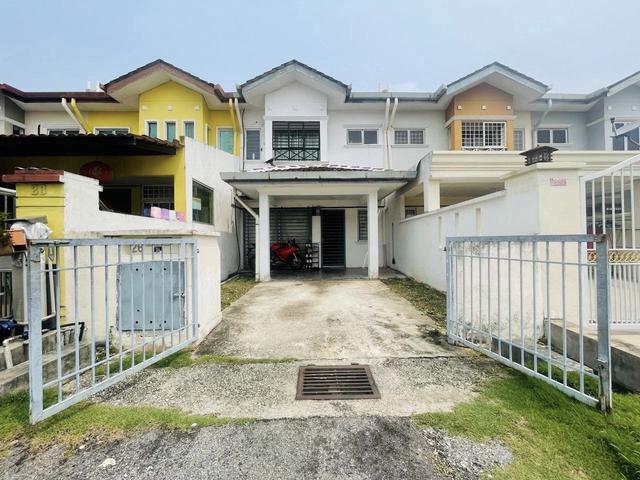 Terraced House for sale in Seri Kembangan, Majlis Bandaraya Subang Jaya