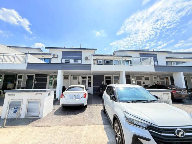 Townhouse for sale in Tanjong Sepat, Selangor