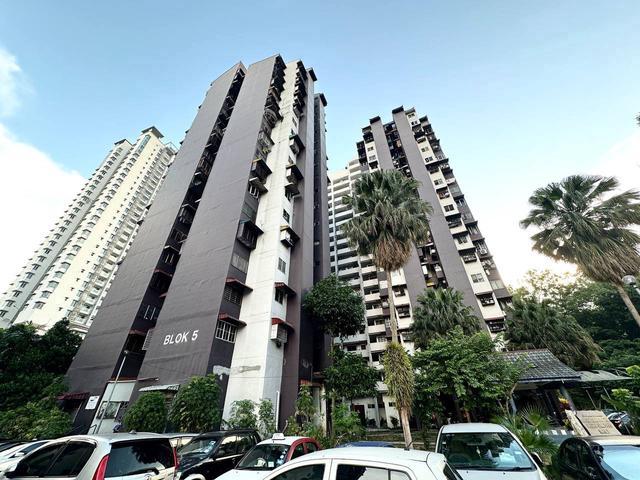 Apartment for sale in Country Heights Damansara, Kuala Lumpur