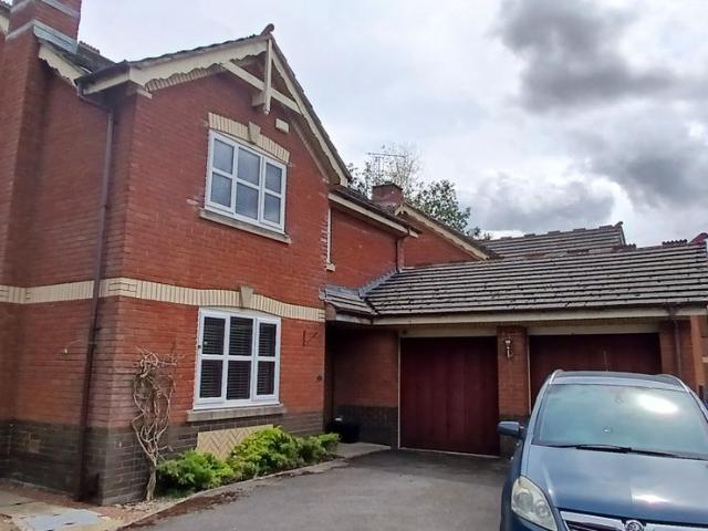 House for rent in Grange Park, Swindon