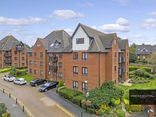 Apartment for rent in Epping, Essex