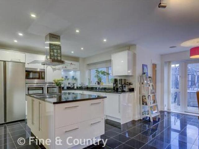 House for sale in Epping