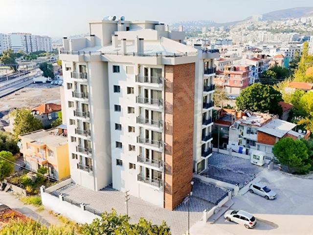 Karşiyaka, İzmir içerisinde satılık mülk