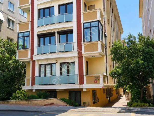 Kadiköy, İstanbul içerisinde satılık mülk