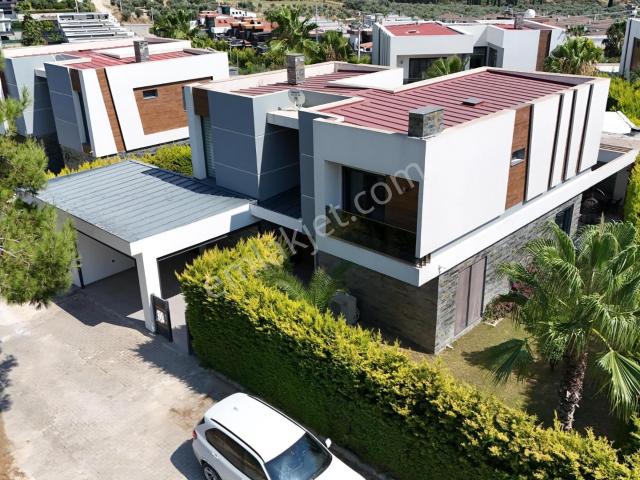 Kuşadası, Kuşadasi içerisinde satılık Arsa