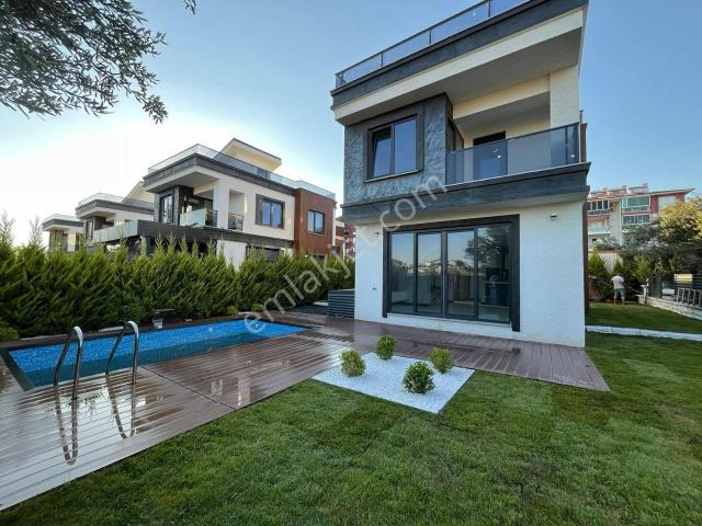 Edremit, Balikesir içerisinde satılık Villa
