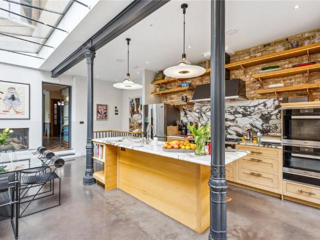 House for rent in Clapham Junction, Greater London