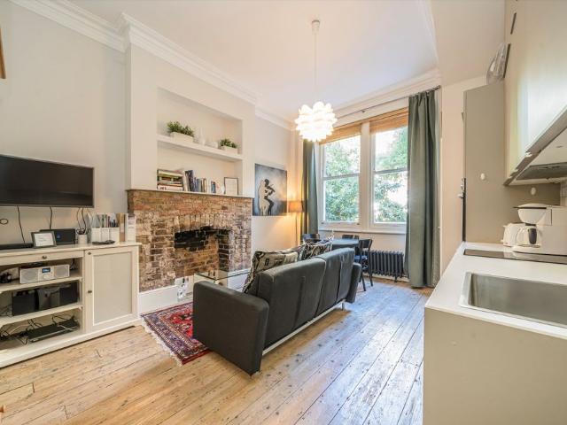 Apartment for rent in London Borough of Hammersmith and Fulham, Greater London
