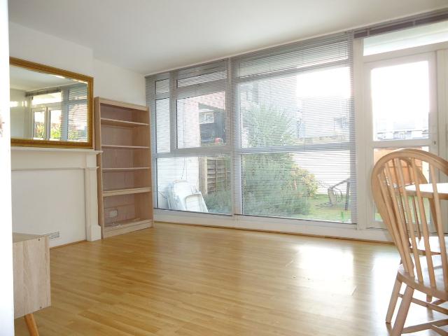 Apartment for rent in Battersea, Greater London