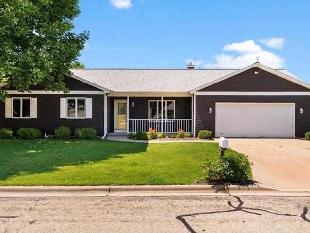 House for sale in Cross Plains