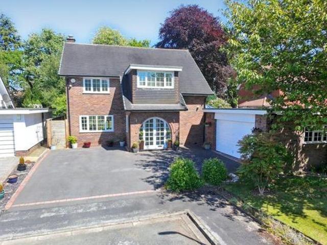 House for sale in Wilmslow Park, Wilmslow